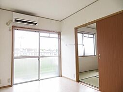 居間
