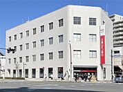 三菱UFJ銀行　多摩支店（613m）