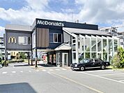 マクドナルド　多摩ニュータウン通り店（498m）
