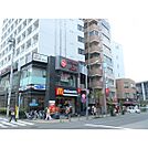 マクドナルド 高幡不動店（394m）