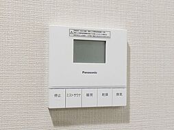 天候に左右されず洗濯することが可能です。浴室内を乾燥させる機能もありますので、カビの発生を抑えることができます。
