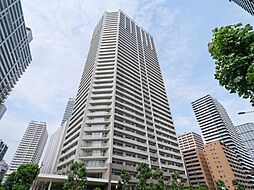 都市の躍動と安らぎが調和する住環境