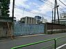 周辺：千代田区立富士見小学校 徒歩10分。 700m
