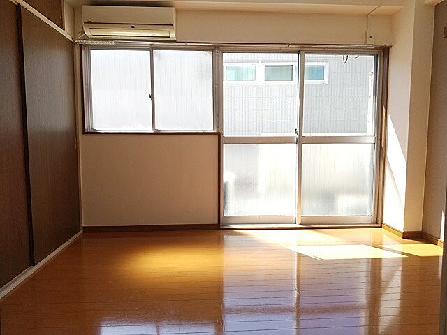 寝室