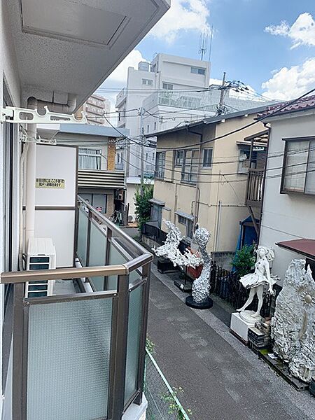 バルコニー
