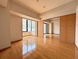 JR東海道本線 尾頭橋駅 徒歩18分の賃貸マンション 1階3LDKのリビング/ダイニング