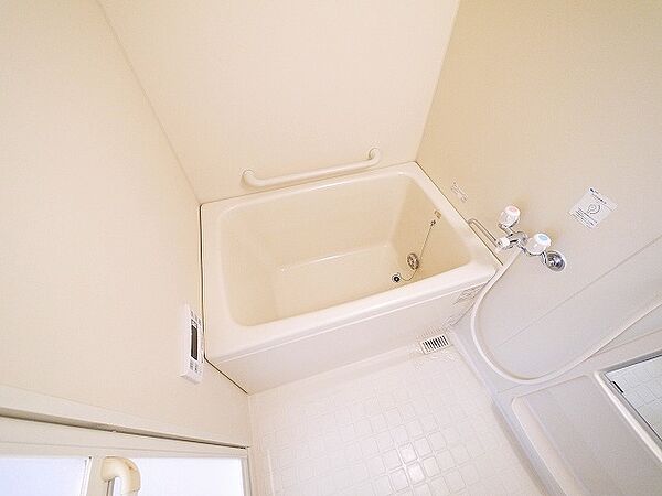 画像24:落ち着いた空間のお風呂です
