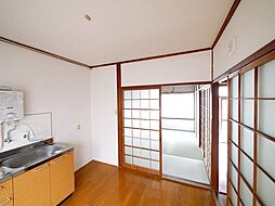 居間