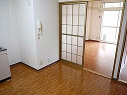 居間