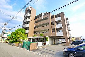 ミリアドリーブス群山  ｜ 奈良県奈良市三条桧町（賃貸マンション2LDK・4階・60.08㎡） その1