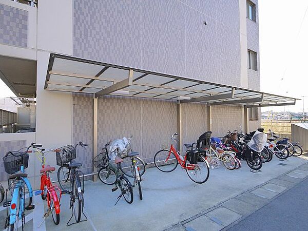 画像16:自転車置き場です