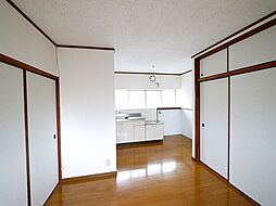 居間