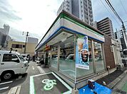 ファミリーマート 博多駅南三丁目店（181m）