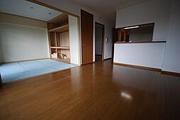 居間