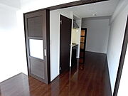 写真は同型物件別部屋から参照