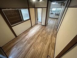居間