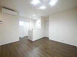 サン・ピエールIII 105 1階1LDKのリビング/ダイニング