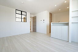 ロイヤルコート若宮 302 3階1LDKのリビング/ダイニング