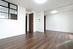 ロイヤルコート若宮 201