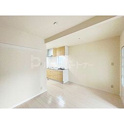 エム・アールコーポ 2階1LDKのリビング/ダイニング