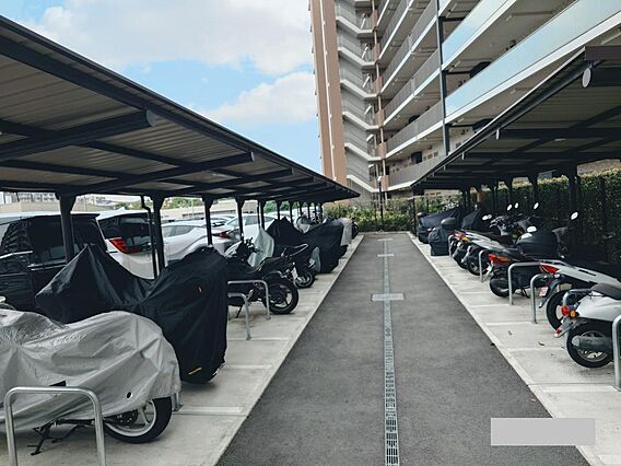 バイク置き場