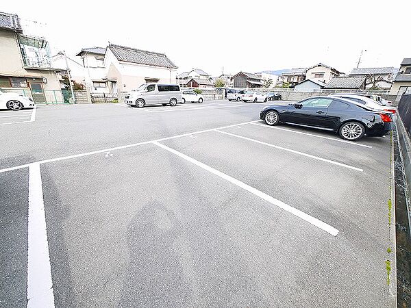 画像14:駐車スペースもあります