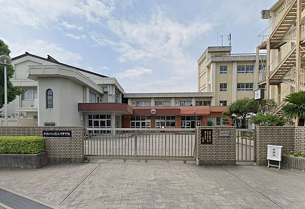 画像22:【中学校】和歌山市立紀之川中学校まで1132ｍ