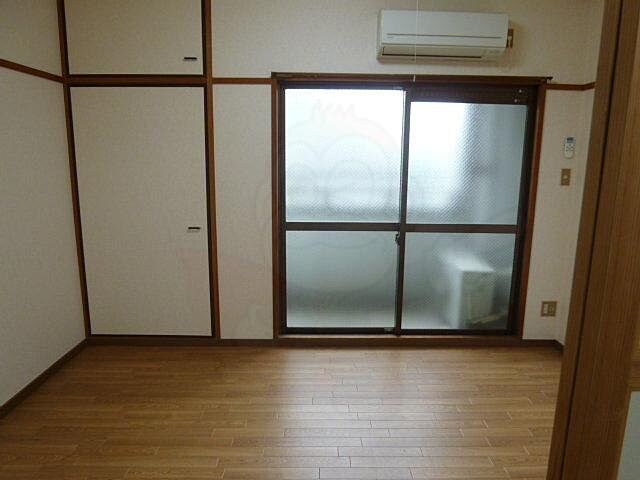 寝室