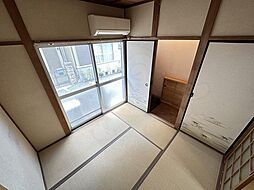 居間