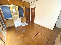 居間