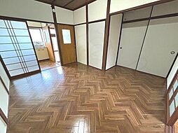 居間