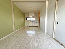 居間