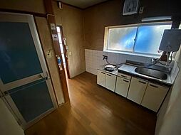 居間