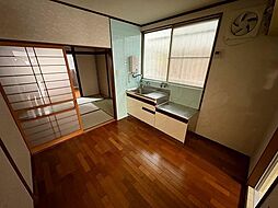 居間