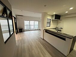 北円山シャトー桂和 401 4階2LDKのリビング/ダイニング