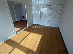 くぼたビル 401 4階2DKのリビング/ダイニング