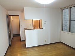 ツインズ南8条六番館 202 2階1LDKのリビング/ダイニング