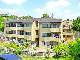 奈良県奈良市富雄川西1丁目（賃貸マンション3LDK・3階・73.82㎡） その1