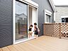 その他：お家遊びが充実♪お子様の水遊びやBBQなど様々な使い方で楽しめるウッドデッキも設置可能です。ウッドデッキの他にもカーポート施工などもご相談可能です。