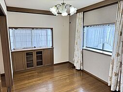 居間