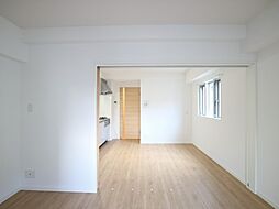 居間