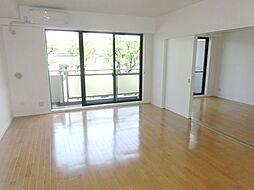 リュゼ経堂 103 1階3LDKのリビング/ダイニング