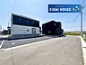 その他：前面道路を含む現地外観写真