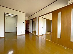 居間