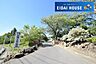 周辺：塩竈市立月見ヶ丘小学校 徒歩15分。 1180m