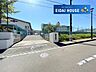 周辺：富谷市立東向陽台中学校 徒歩8分。 580m