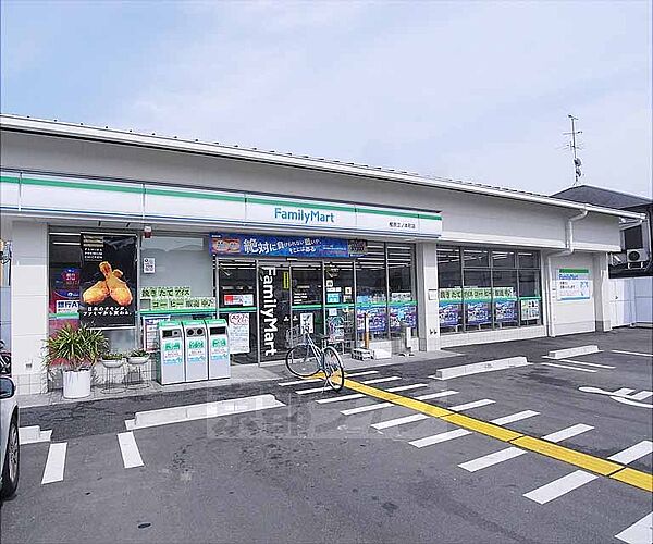 画像30:ファミリーマート　樫原江ノ本町まで470m お店の多い物集女海道沿い