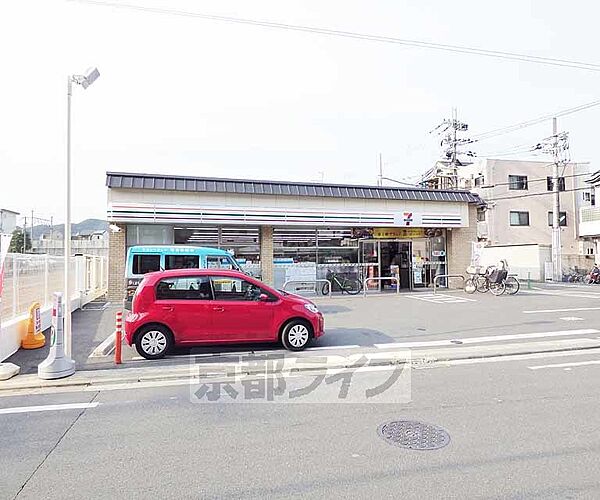 画像18:セブンイレブン鹿王院駅前店まで140m