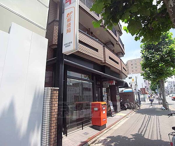 画像10:京都四条乾郵便局まで135m 四条通り沿いの北側にございます