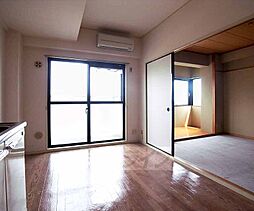 居間